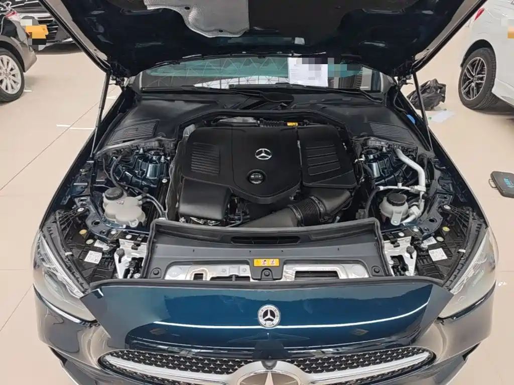Mercedes-Benz C-Class 2023 — фото 20
