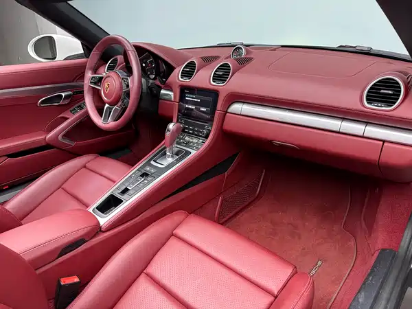 Porsche 718 2024