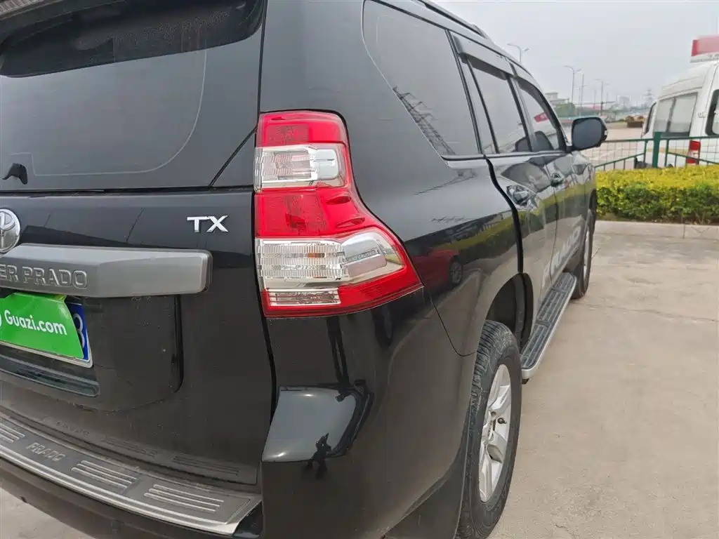 Toyota Prado 2016 — фото 24