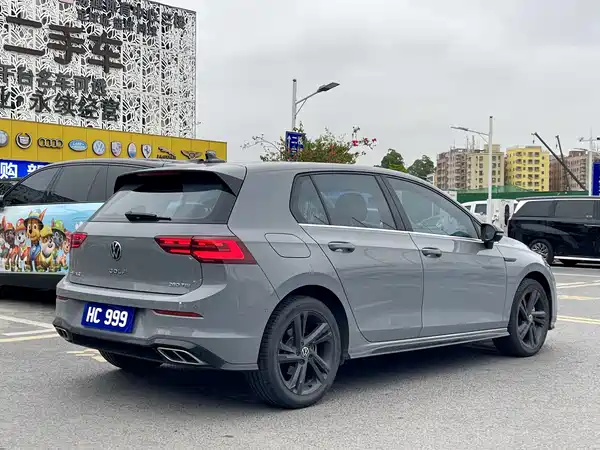 Volkswagen Golf 2023