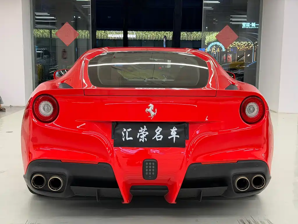 Ferrari F12berlinetta 2013 — фото 13
