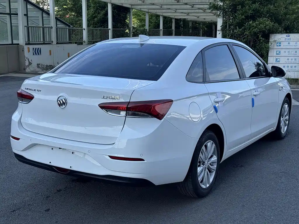 Buick Excelle 2021