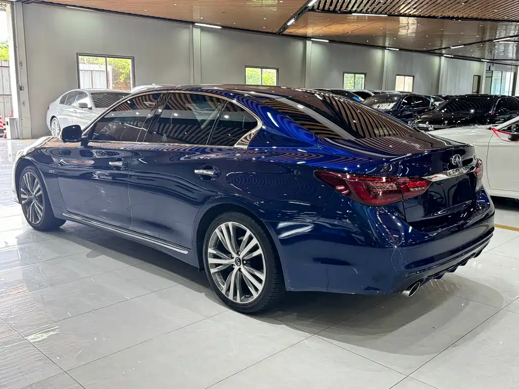 Infiniti Q50L 2020 — фото 30