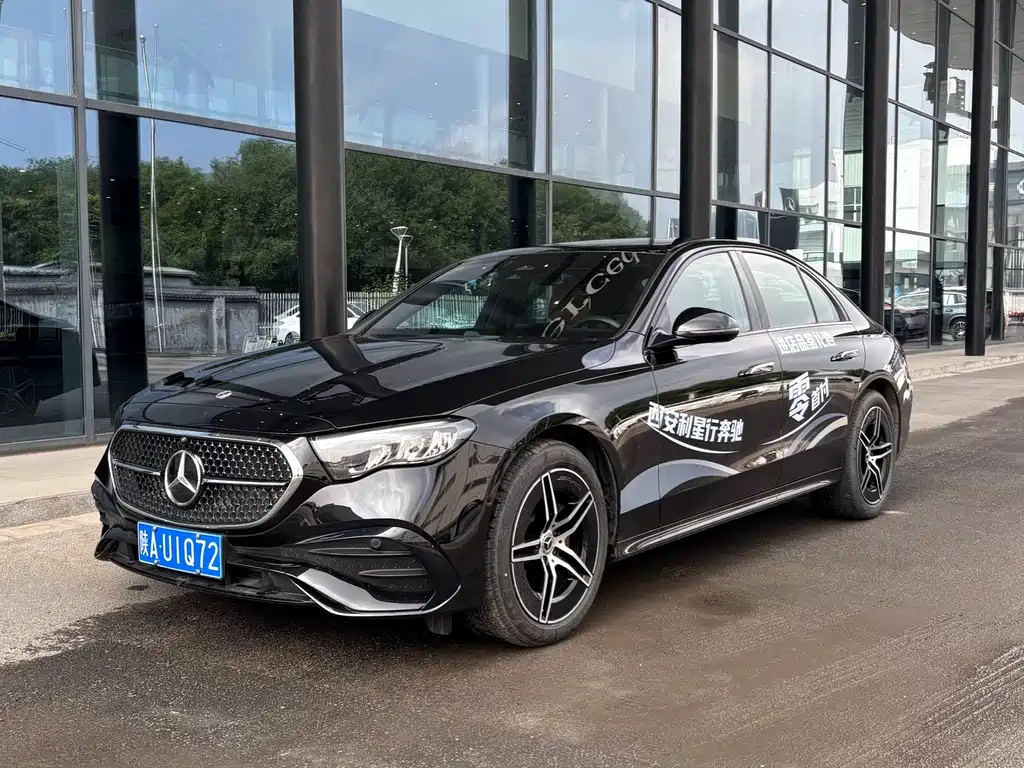 Mercedes-Benz E-Class 2024