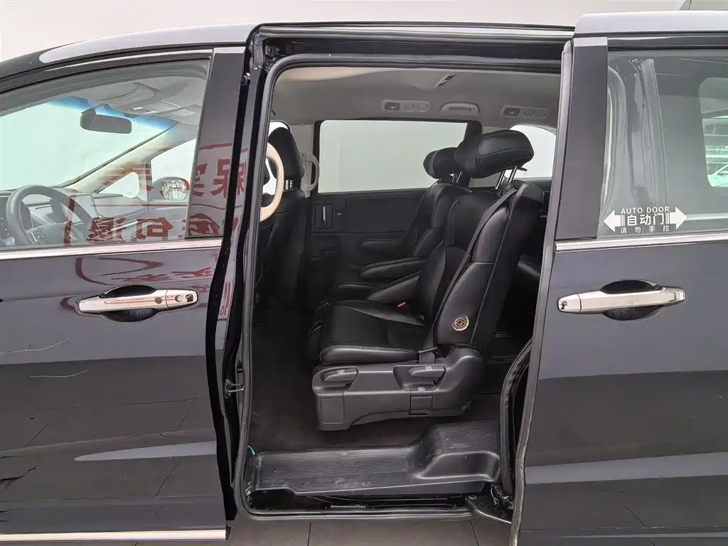 Honda Odyssey 2022 — фото 15