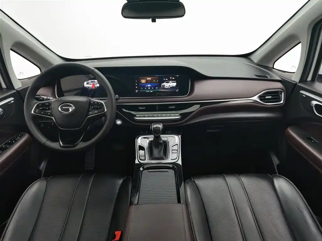 GAC Motor Trumpchi M6 2023 — фото 5