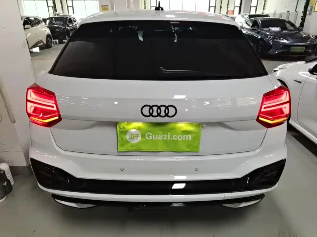 Audi Q2L 2024