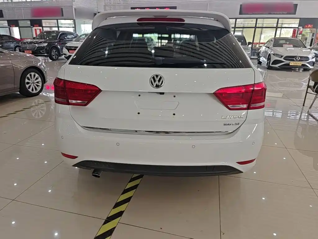 Volkswagen Gran Lavida 2018 — фото 6