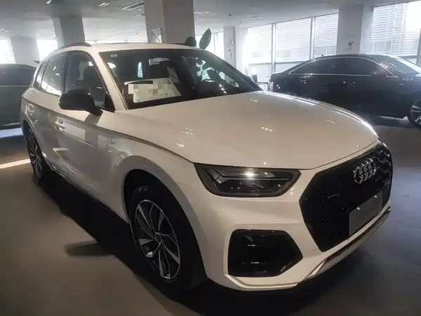 Audi Q5L 2023