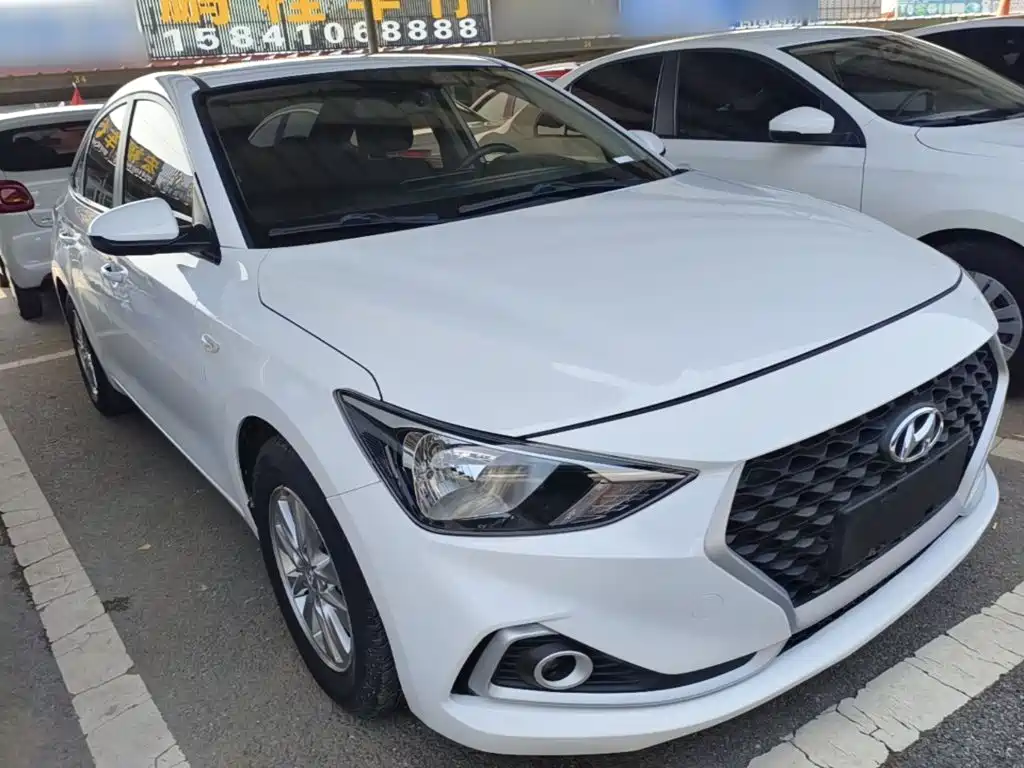 Hyundai Elantra 2017 — фото 4