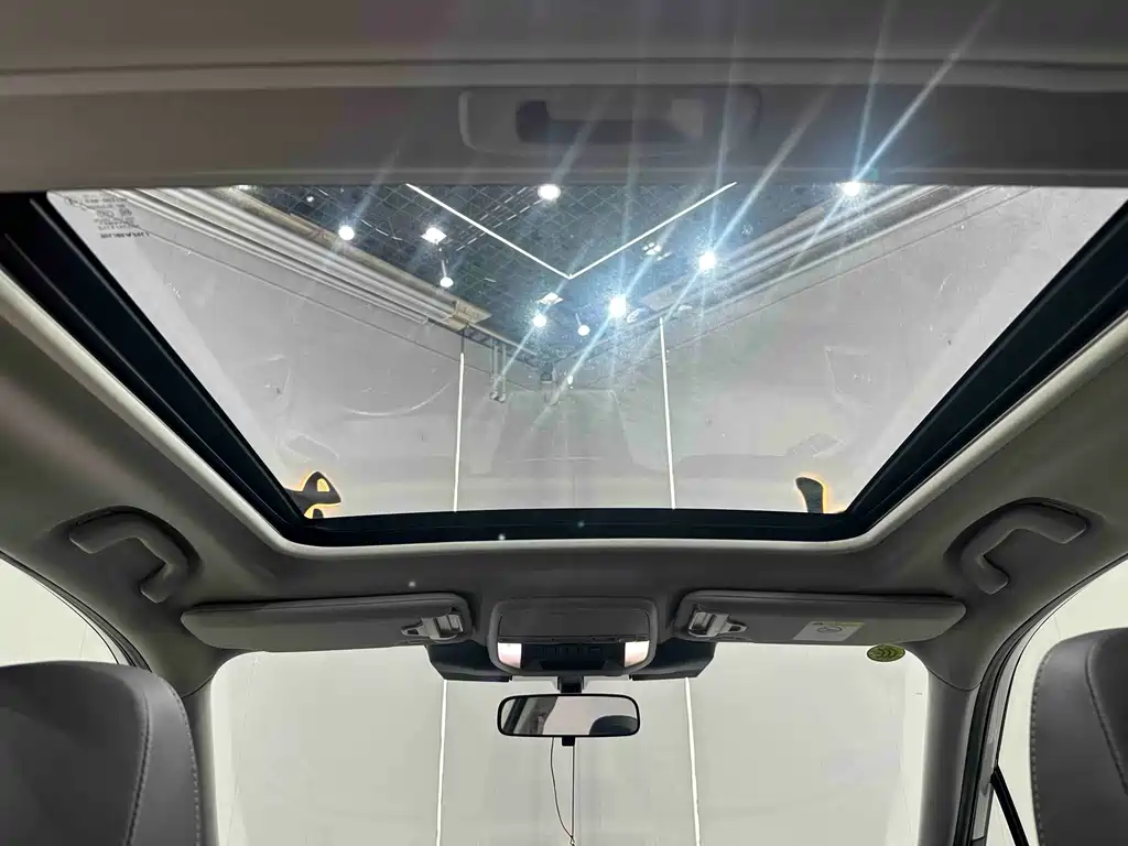Subaru Forester 2022 — фото 14