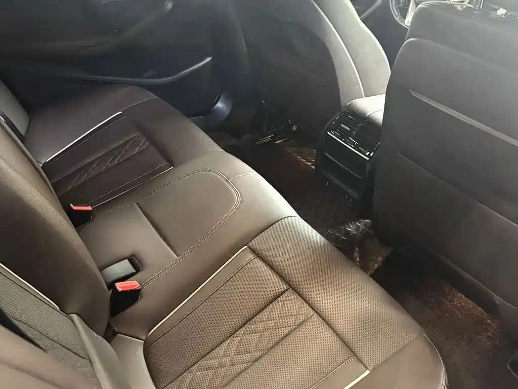 BMW 5 Series 2021