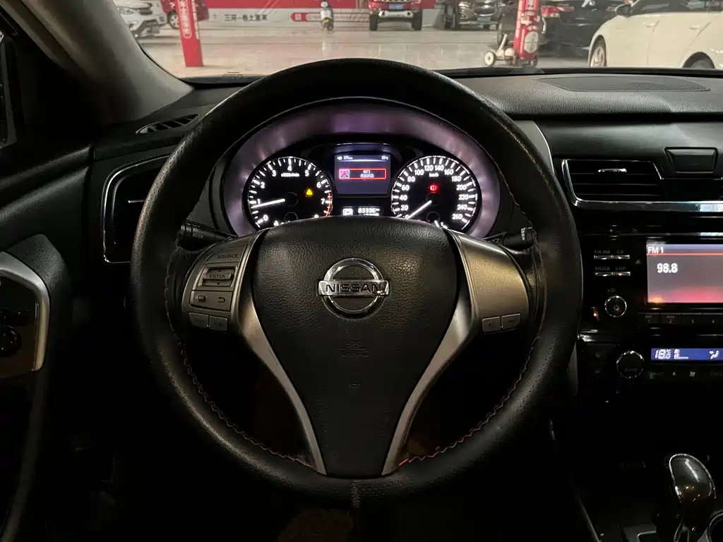 Nissan Teana 2015 — фото 8