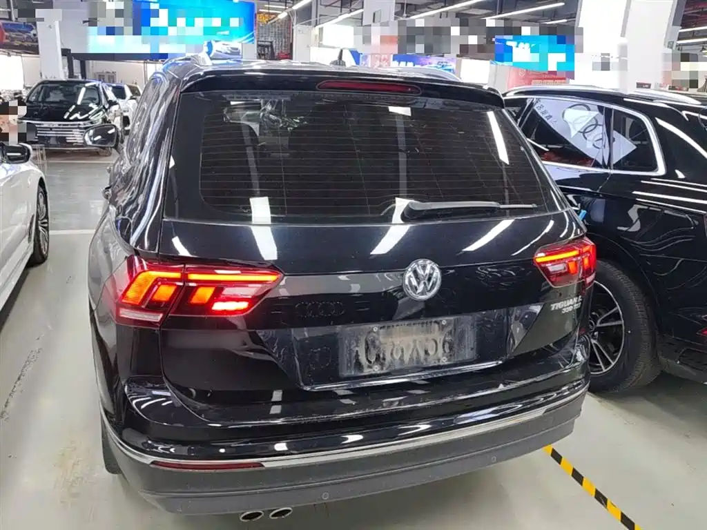 Volkswagen Tiguan L 2020 — фото 6