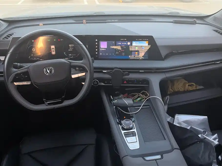 Changan CS75 PLUS 2022 — фото 12