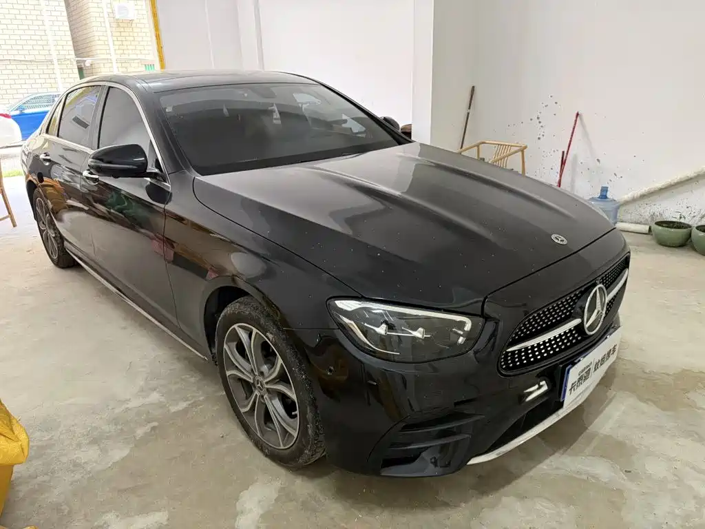 Mercedes-Benz E-Class 2023
