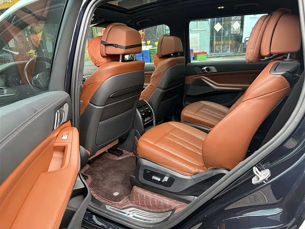 BMW X7 2022 — фото 11