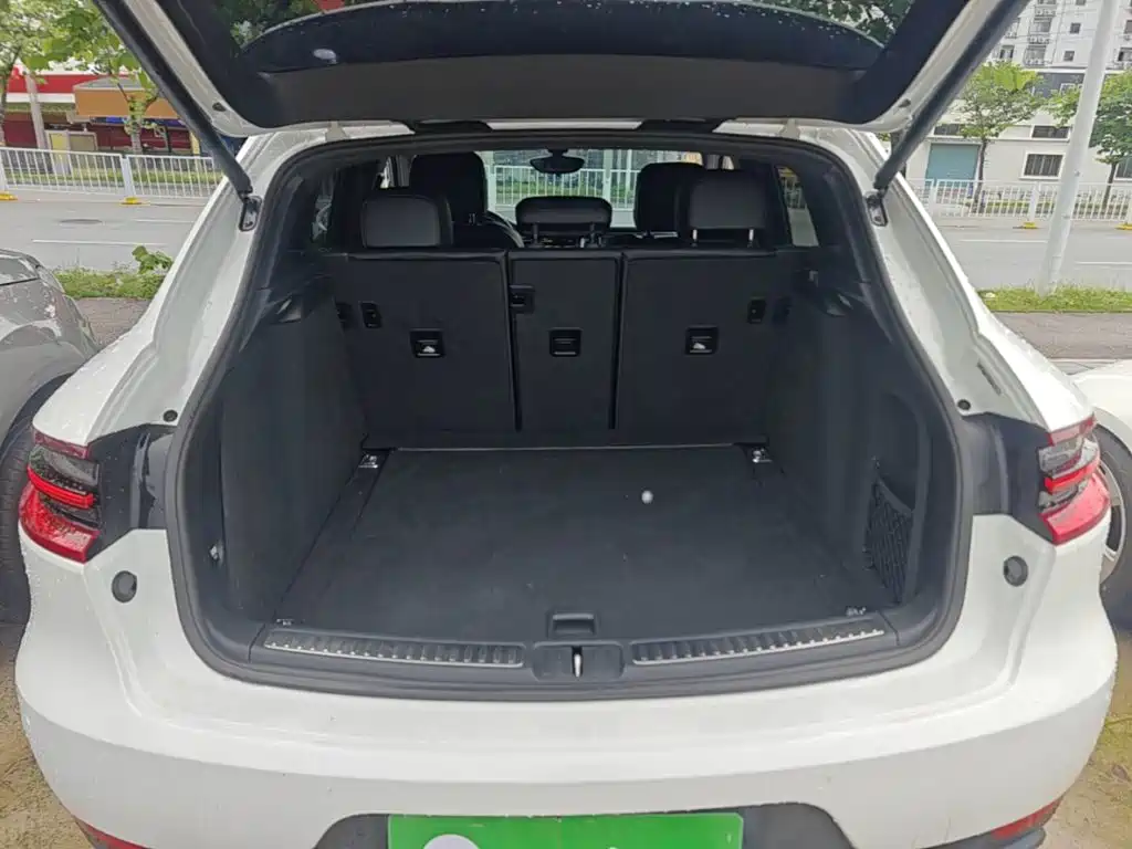 Porsche Macan 2015 — фото 19