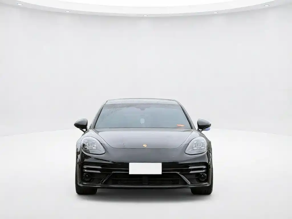 Porsche Panamera 2018 — фото 2