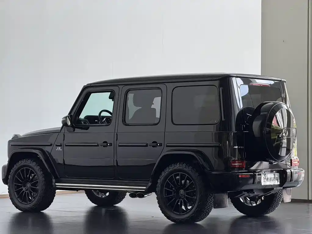 Mercedes-Benz G-Class 2024 — фото 16