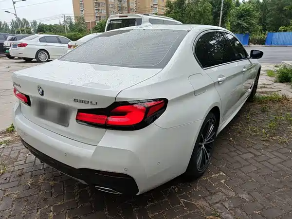 BMW 5 Series 2023