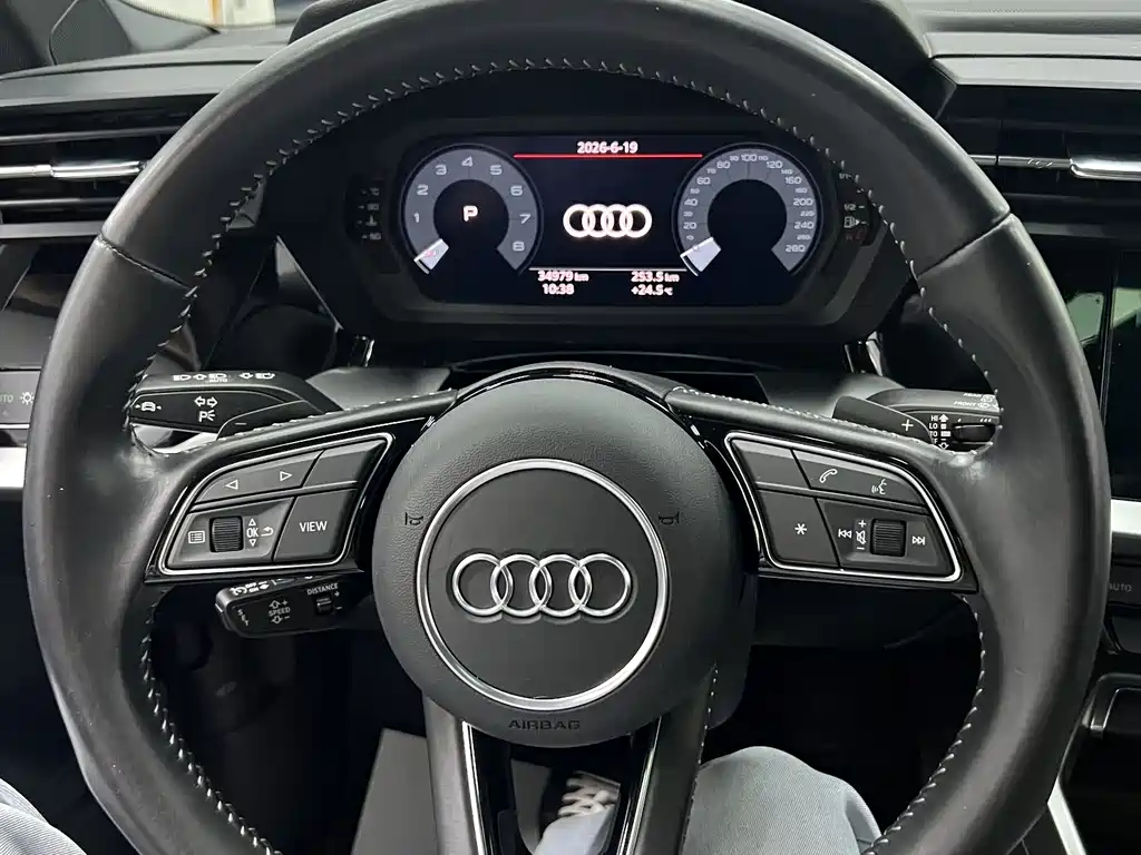 Audi A3 2022 — фото 13