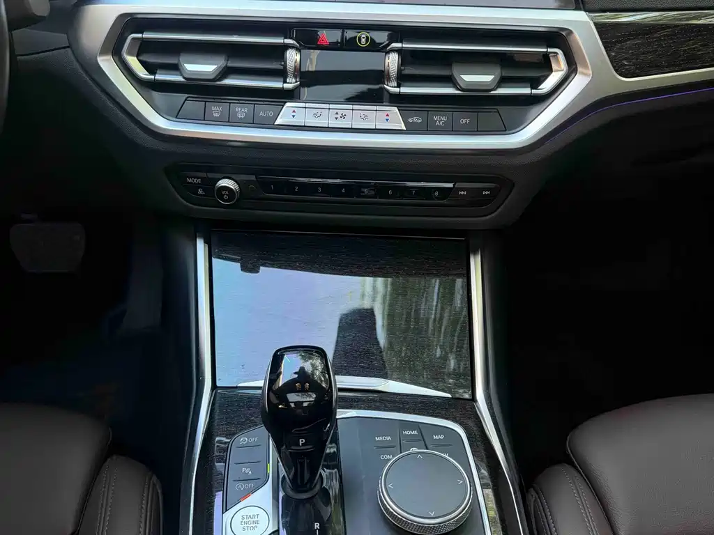 BMW 3 Series 2022