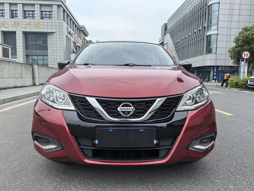 Nissan Tiida 2020