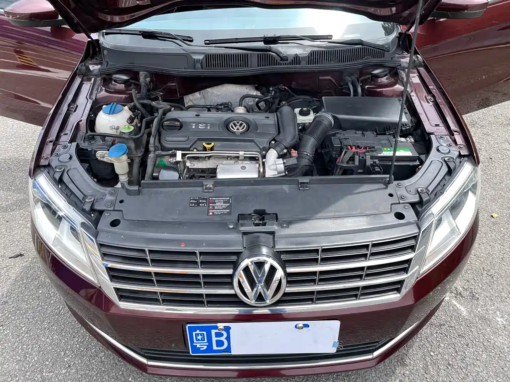 Volkswagen Lavida 2013