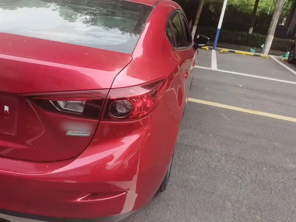 Mazda 3 Axela 2015 — фото 8