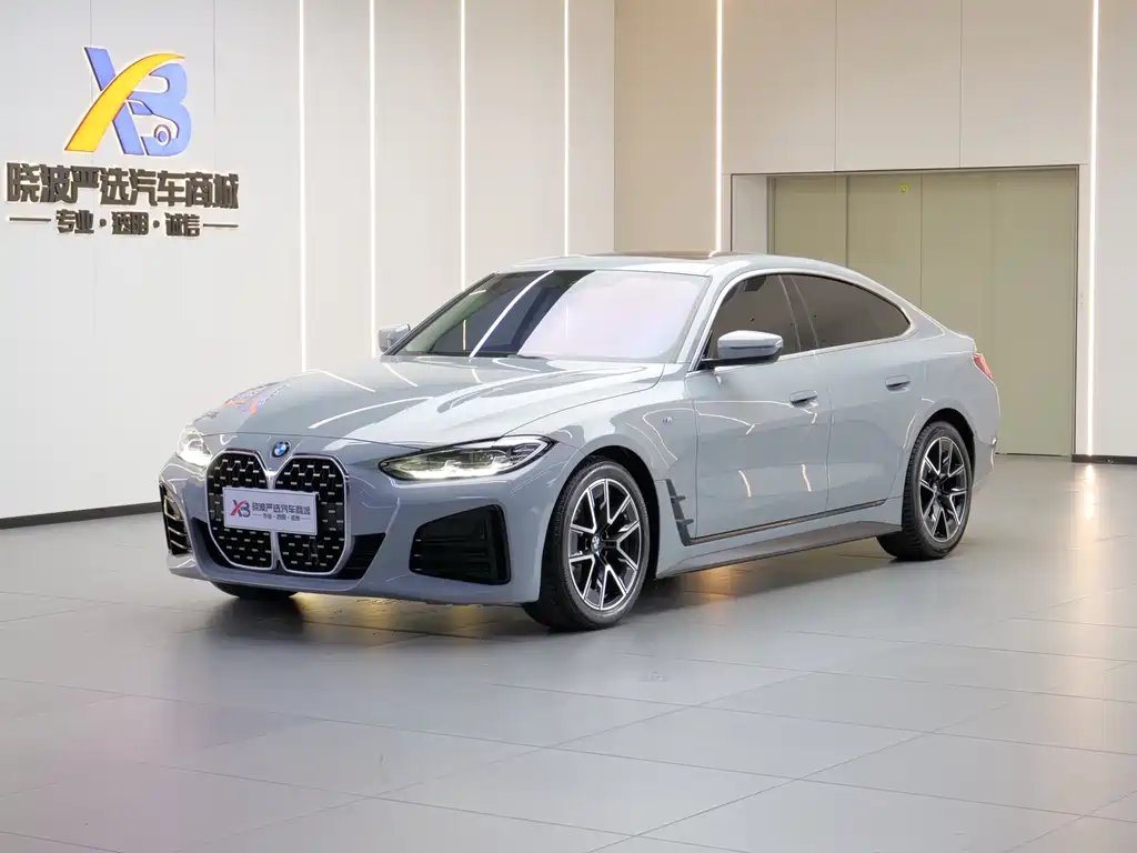 BMW 4 Series 2022 — фото 1