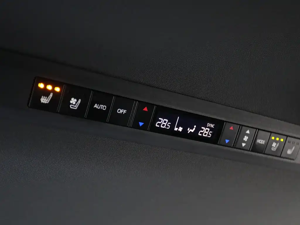 Toyota Sienna 2024 — фото 16