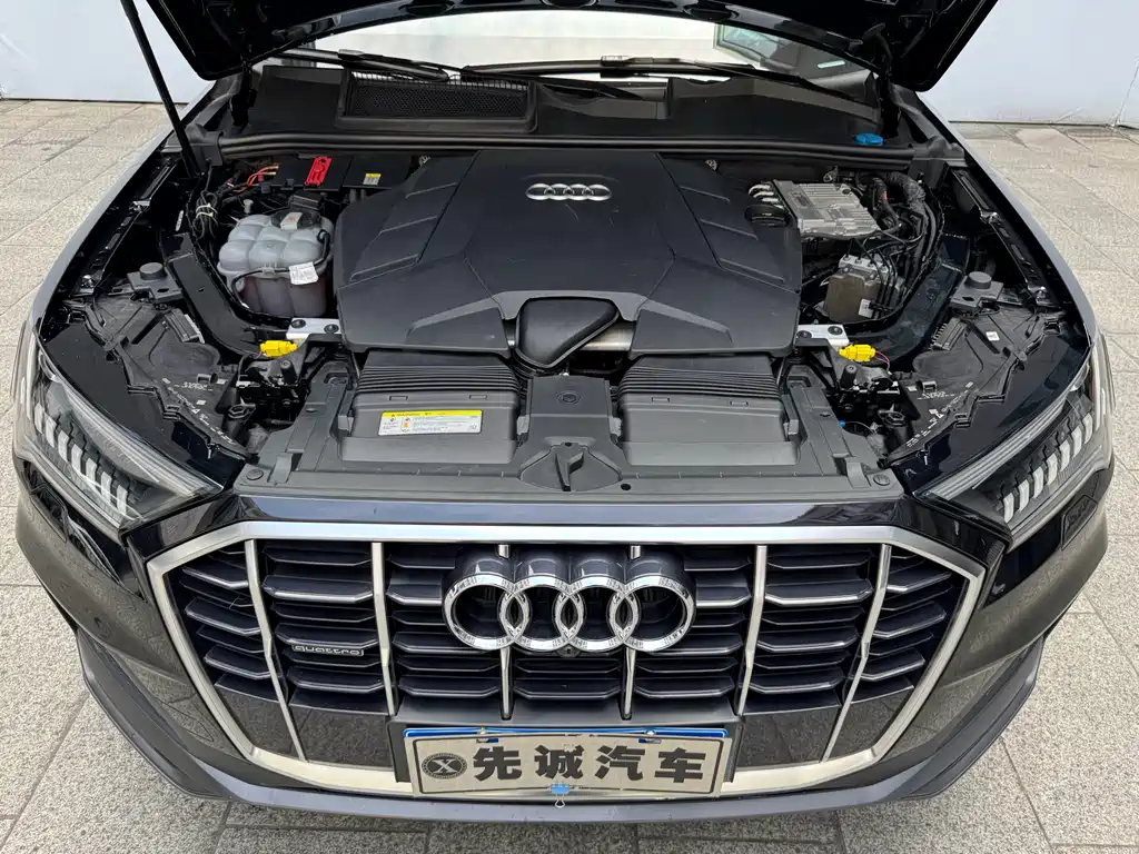 Audi Q7 2020 — фото 17