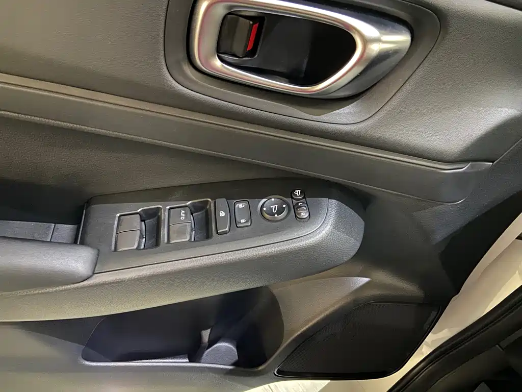 Honda Vezel 2023 — фото 18