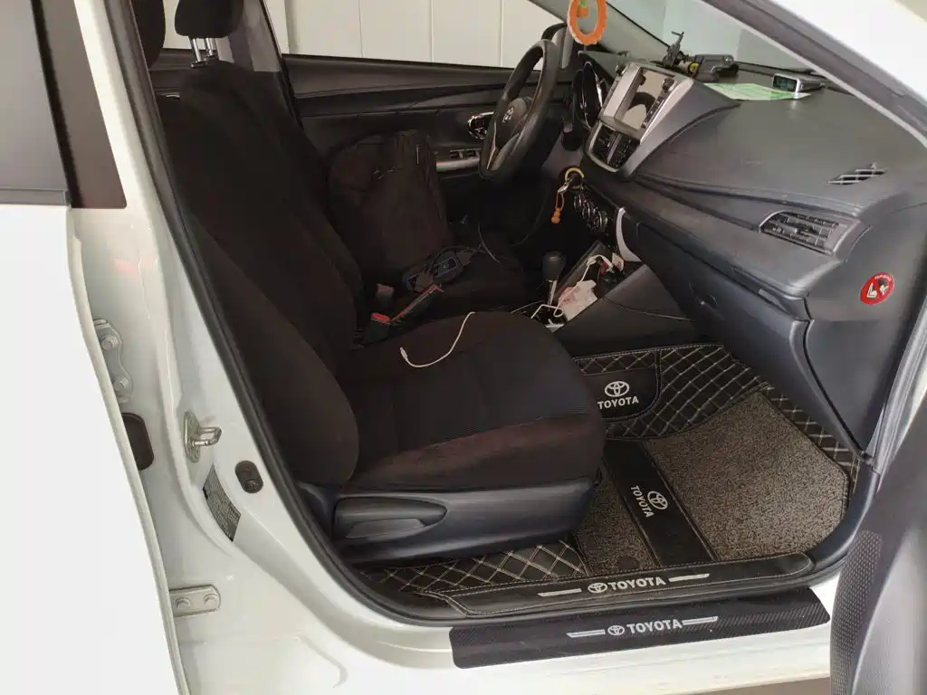Toyota Yaris L 2018 — фото 20