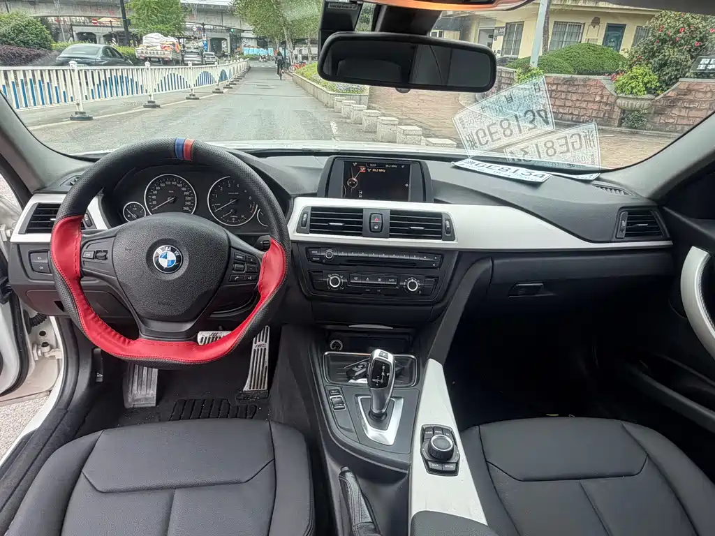 BMW 3 Series 2015 — фото 9