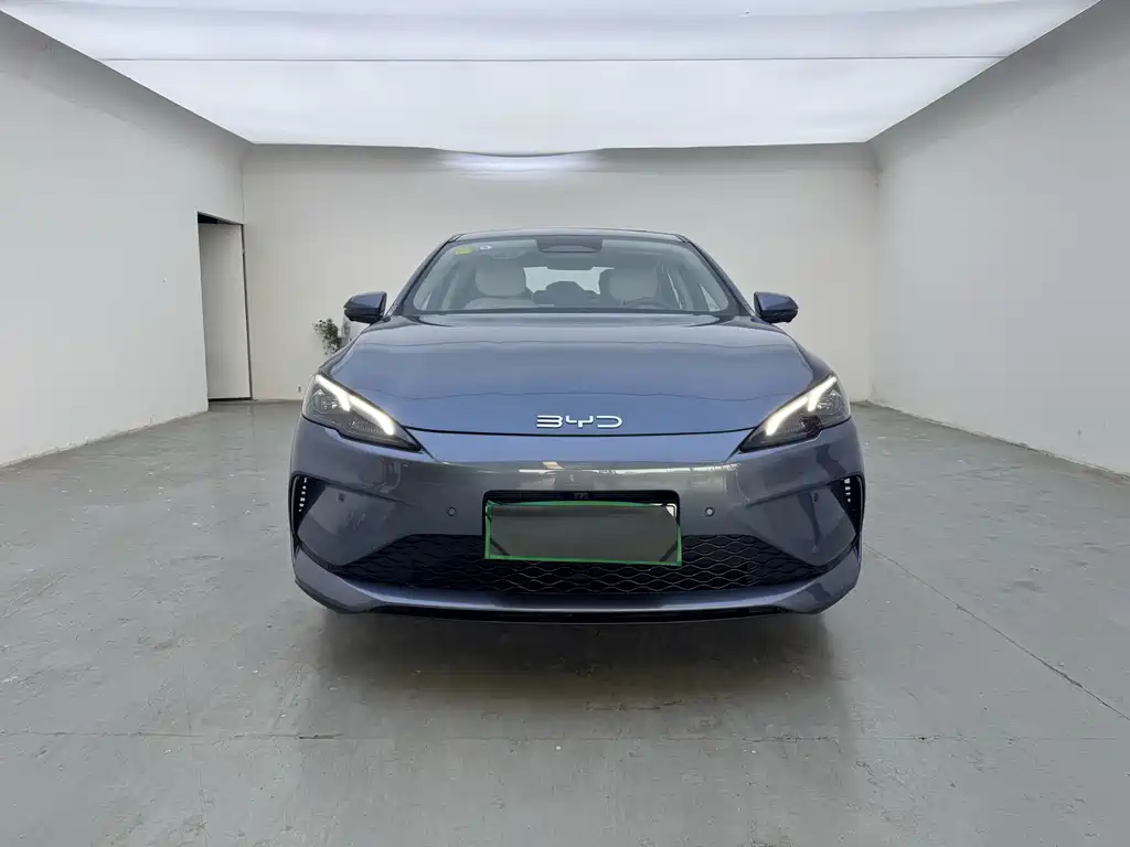 BYD Seal 05 DM-i 2025 — фото 2