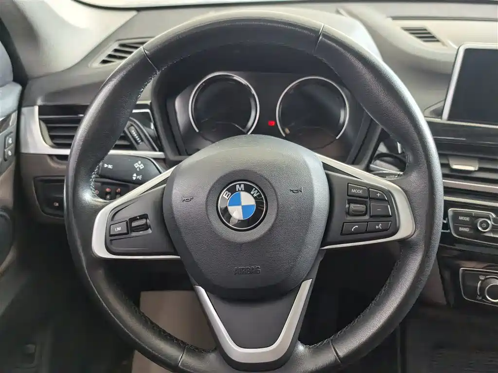 BMW X1 2019 — фото 10