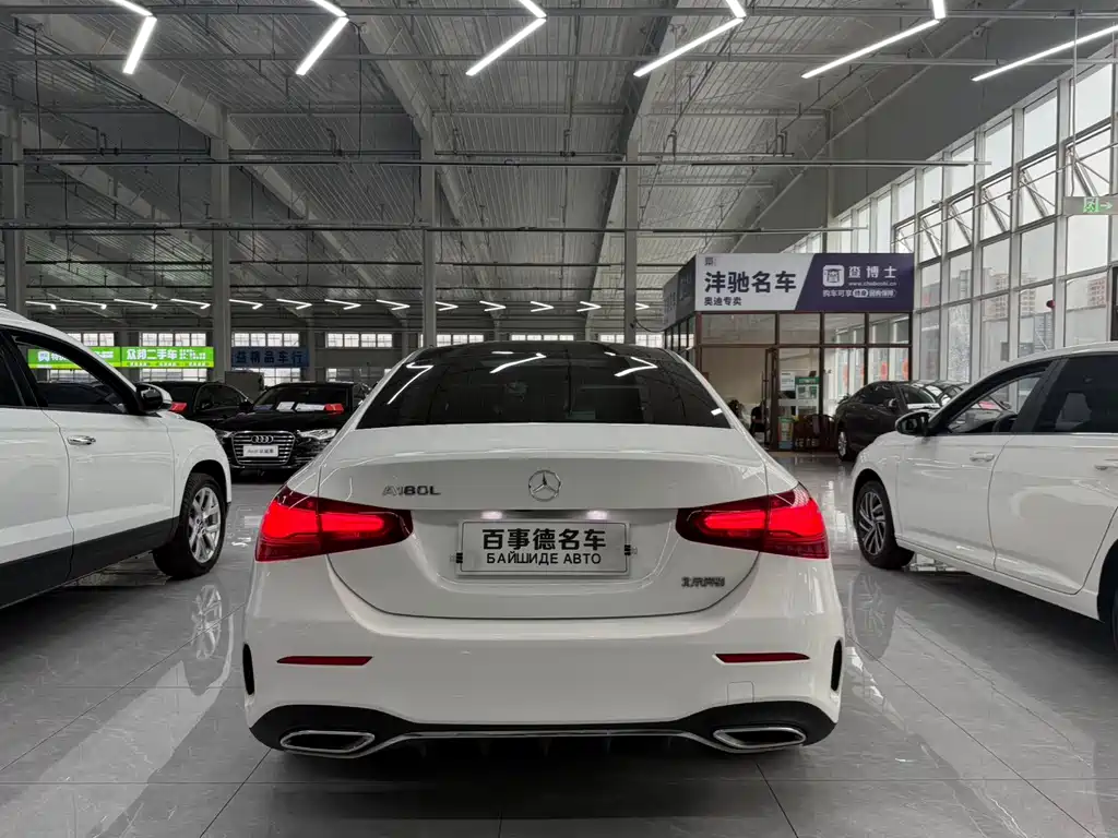 Mercedes-Benz A-Class 2023 — фото 8