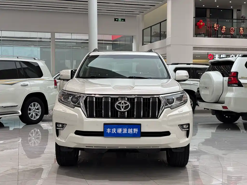 Toyota Prado 2019 — фото 2
