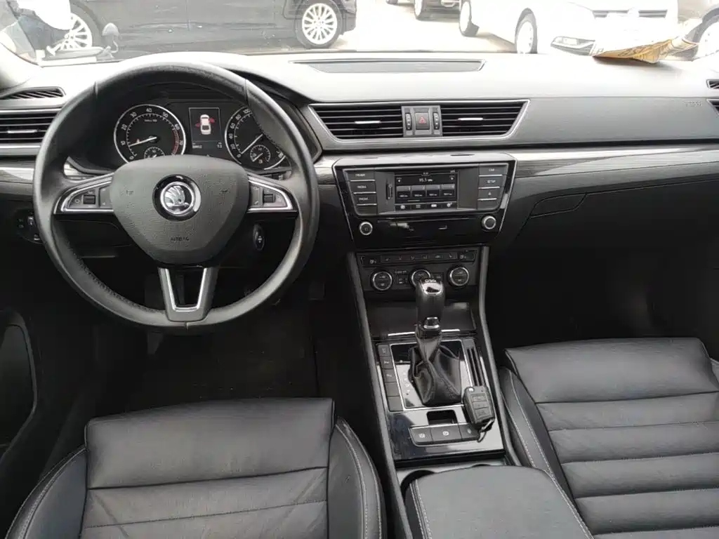 Skoda Speedy 2016 — фото 10