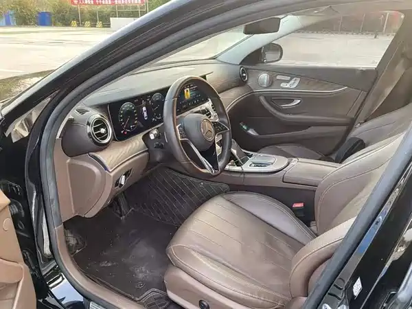 Mercedes-Benz E-Class 2023