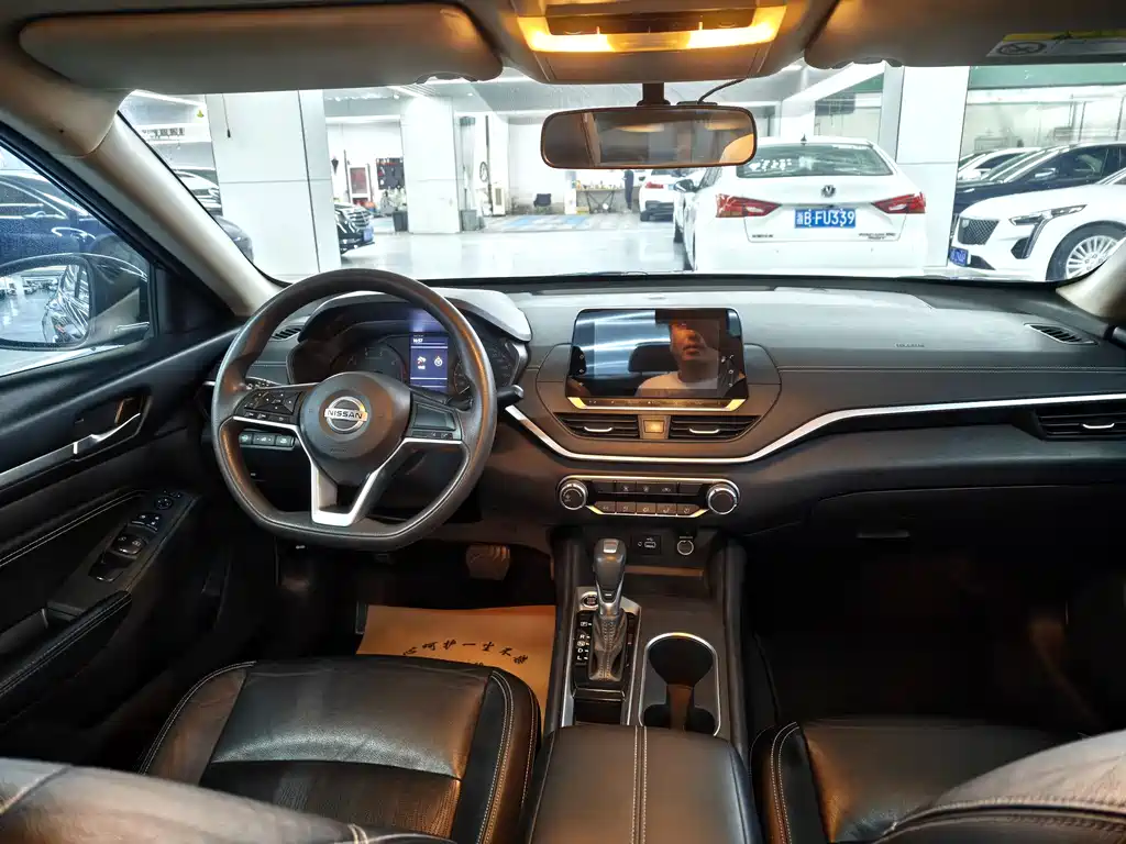 Nissan Teana 2021