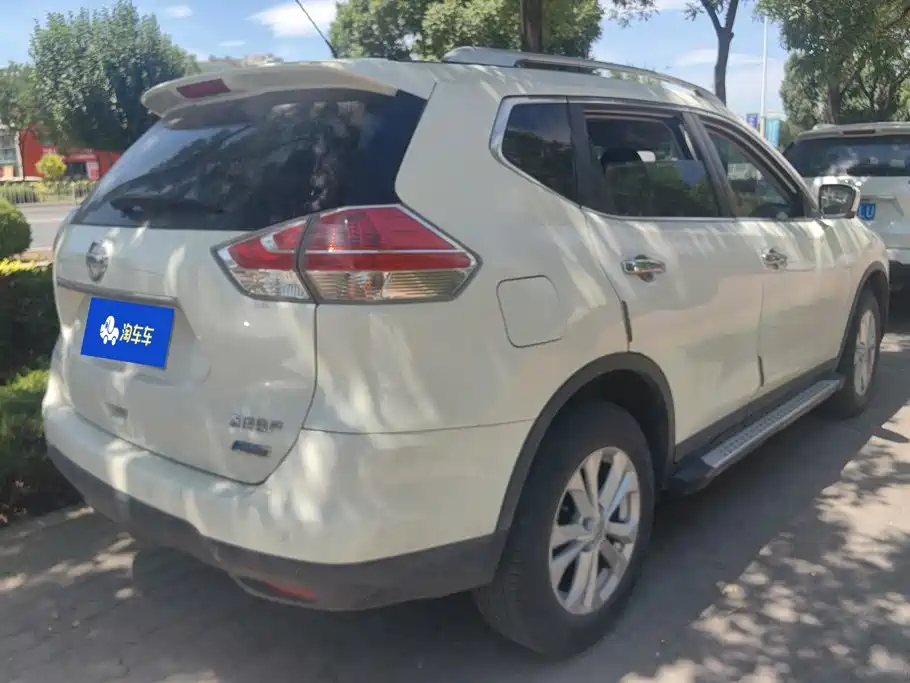 Nissan X-Trail 2015