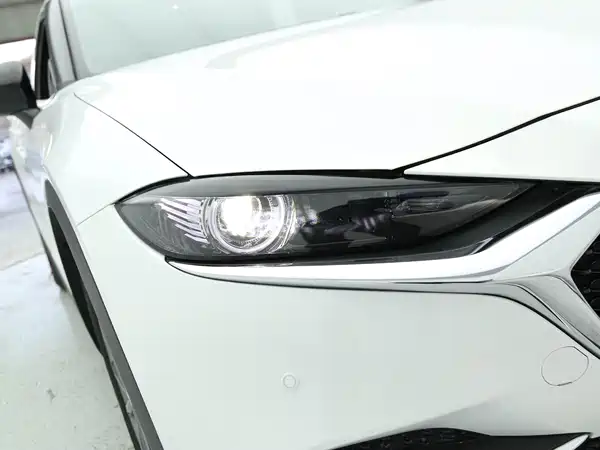Mazda CX-4 2021