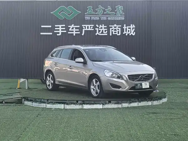 Volvo V60 2013