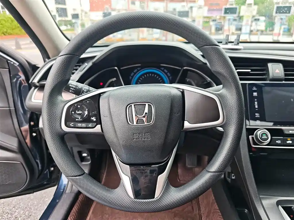 Honda Civic 2021 — фото 13