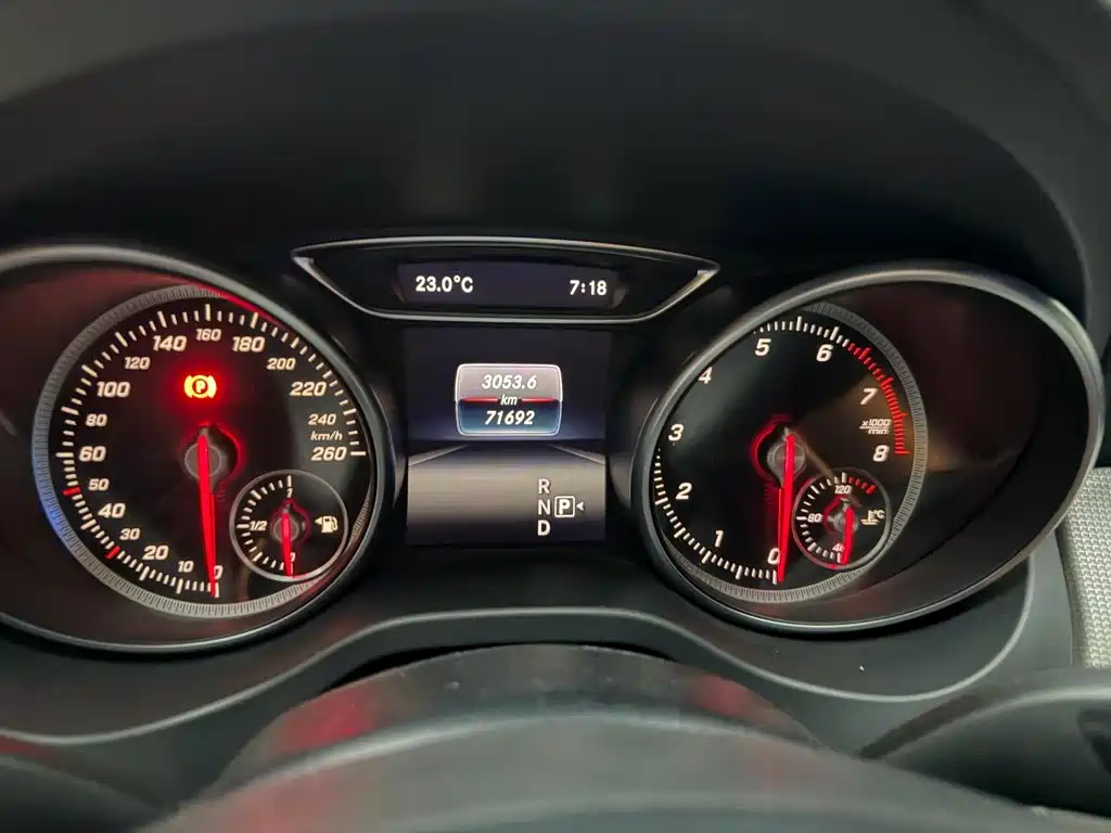 Mercedes-Benz CLA 2018 — фото 8