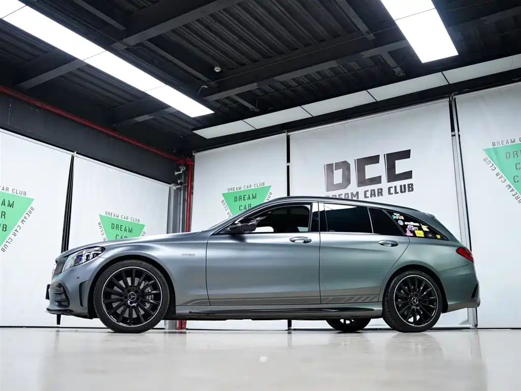 Mercedes-Benz C-Class AMG 2021 — фото 25