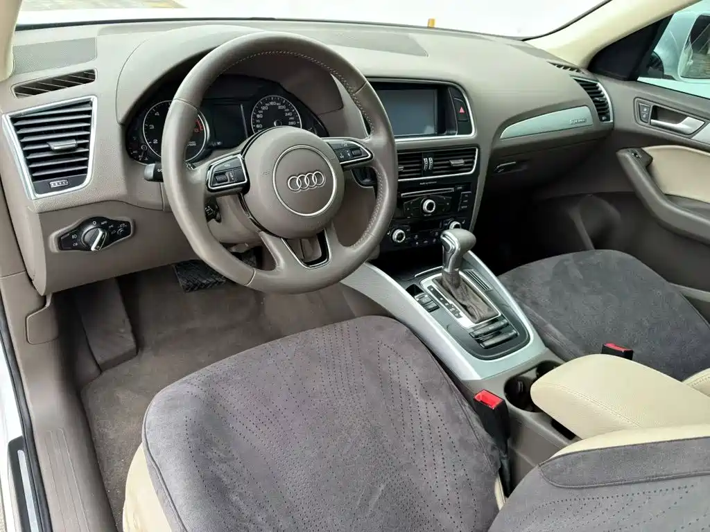 Audi Q5 2015